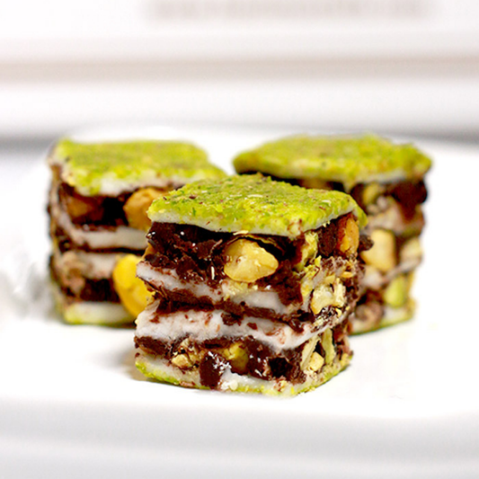 Antep Fıstıklı Baklava Lokum - Geleneksel & Organik Türk Lokumu | Naturlina Organics