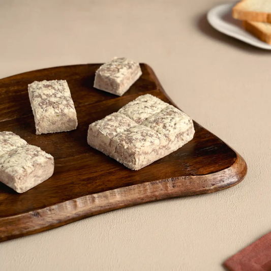 Dilimli Sade Tahin Helvası